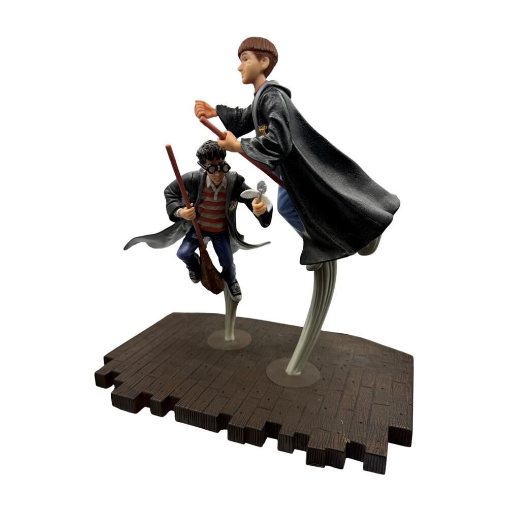 Harry Potter Ron Weasley Quidditch Scene Figurine Warner Brothers 2000